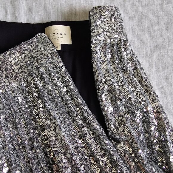 Sezane Dino Skirt Argent. - Size 36 - Picture 6 of 10